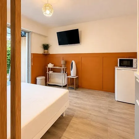 Calme, Jardin, A 2 Min De La Mer, Parking شقة لا سين سور مير